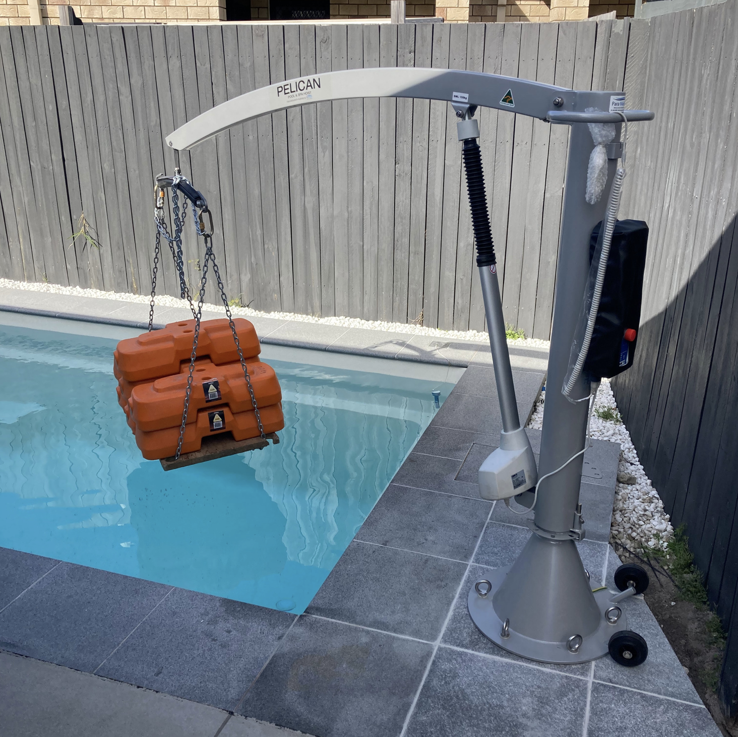 Pelican Pool Hoist