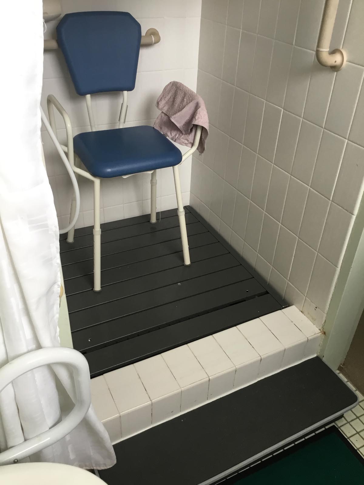 non slip shower floor with chair