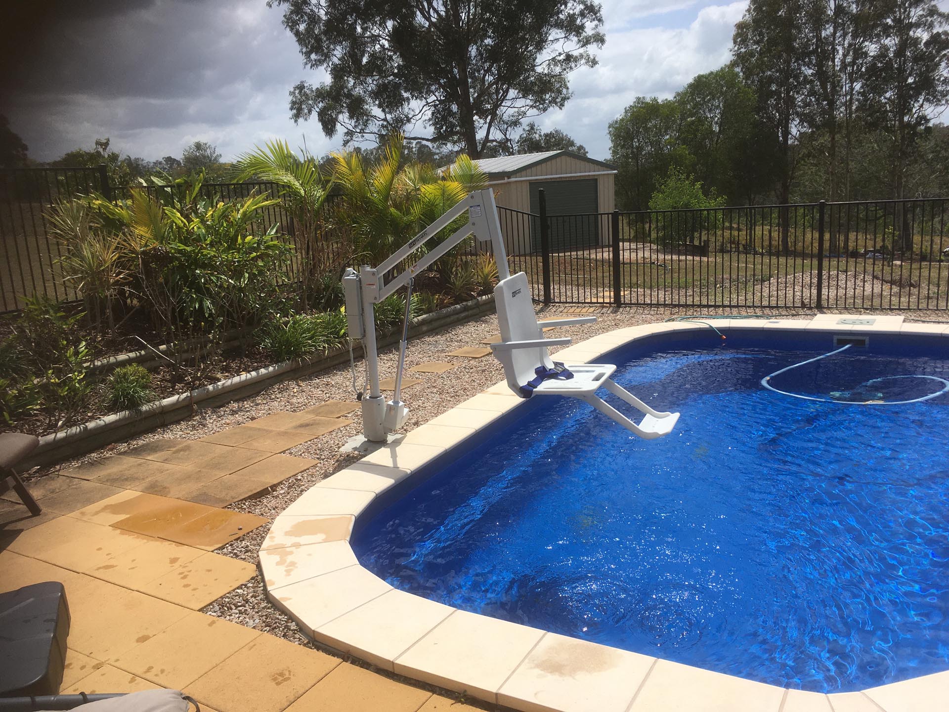 residential pool hoist